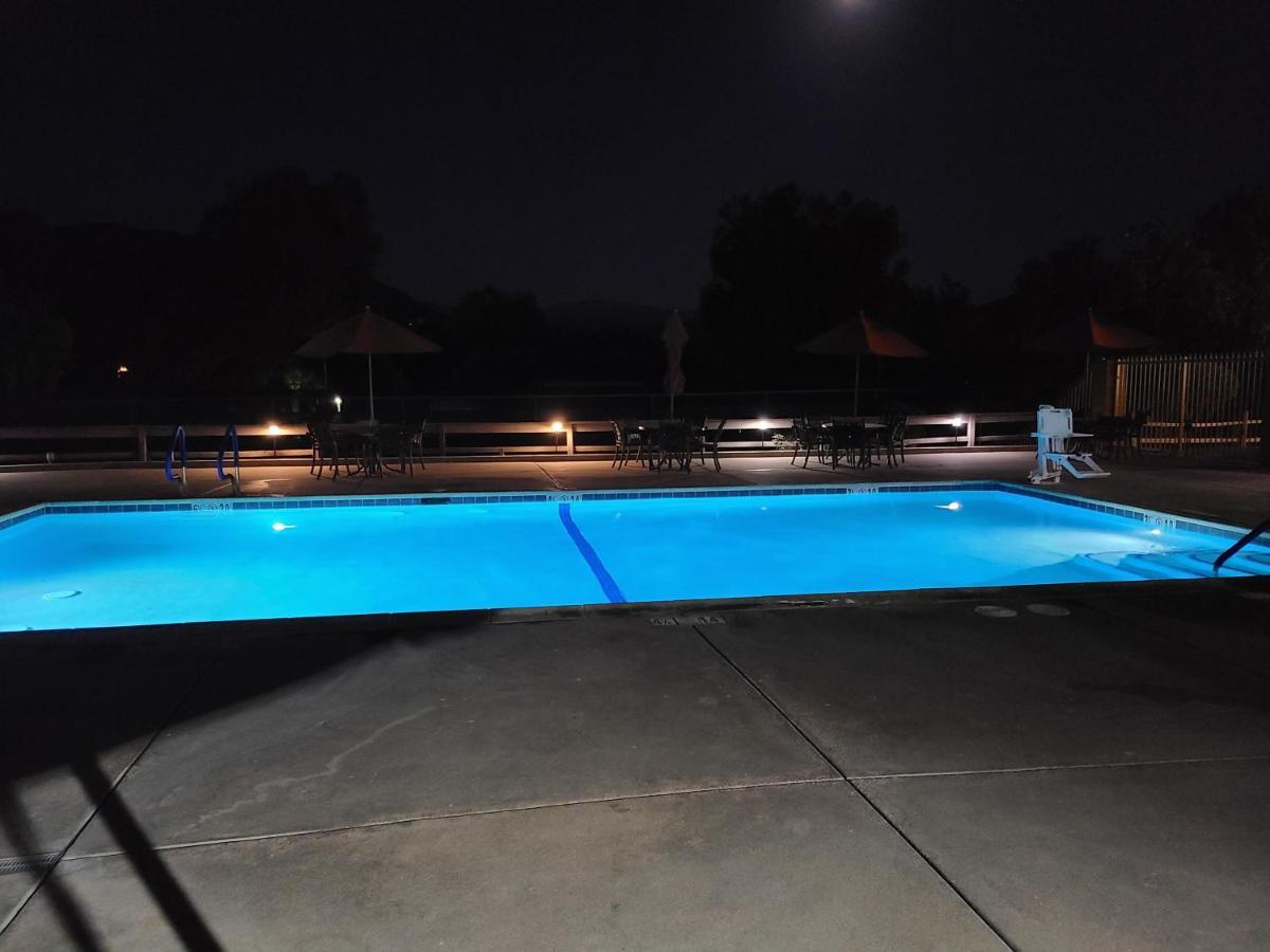 Getaways At San Diego Country Estates Рамона Екстер'єр фото